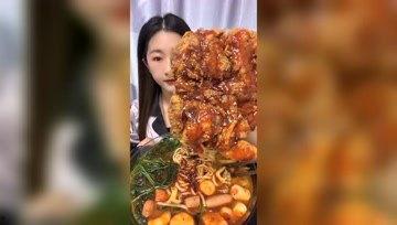 娱乐吃瓜酱四川,揭秘四川美食背后的故事